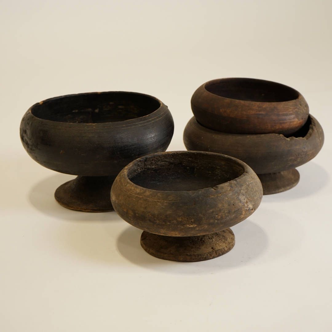 Yara antique Tibetan bowl