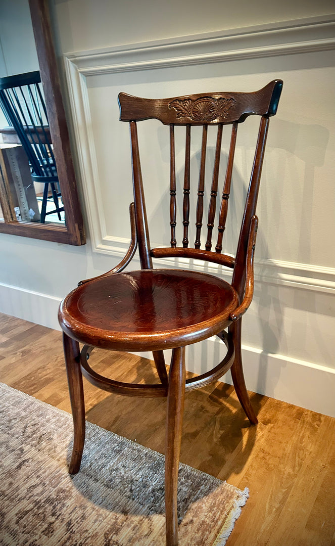 Pair of Early 20th-century Bentwood cafe Chairs (unmarked)