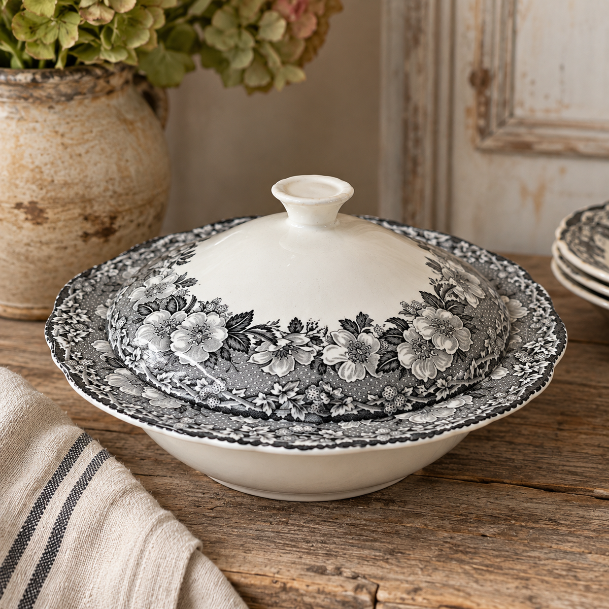 Vintage Enoch Wedgwood “Malverne” Covered Serving Dish