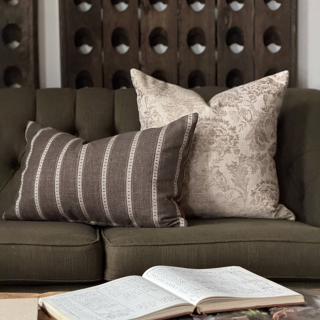 Charlotte | Beige natural woven floral pillow