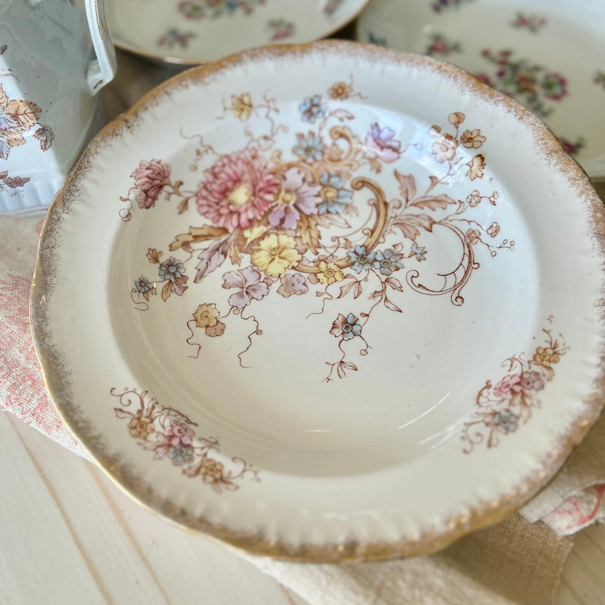 Antique Victorian Serving Bowl / Plate c.1892
S. Fielding & Co.