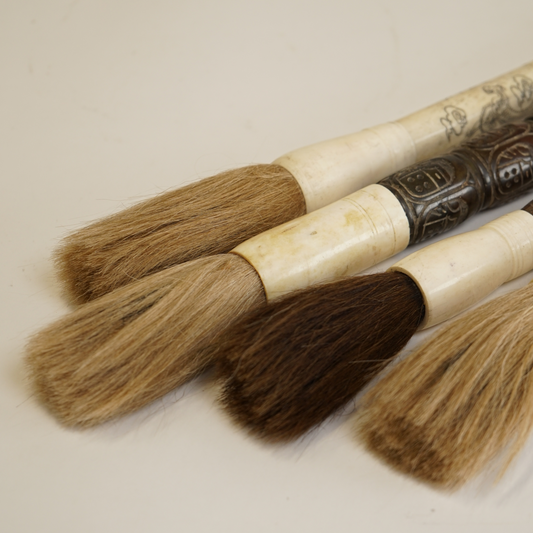 Henri Vintage Brushes