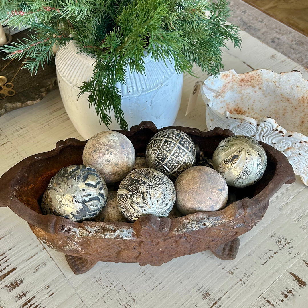 French cast-iron jardiniere 19th-century