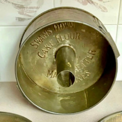 Vintage Swans down cake flour tube pan