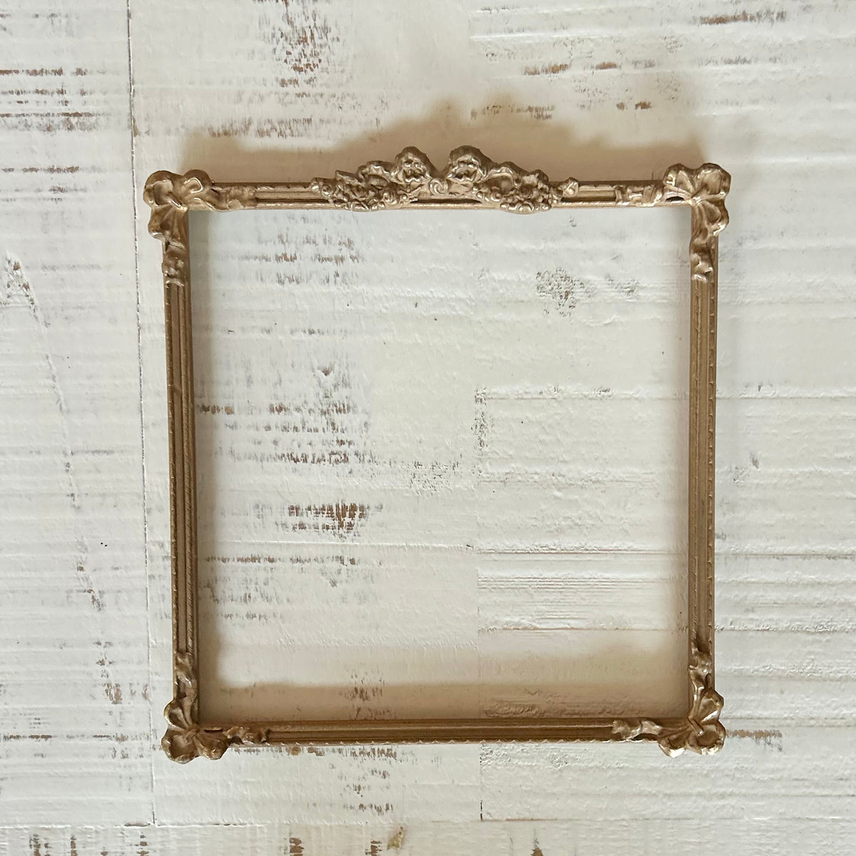 Vintage gilt ornate frame