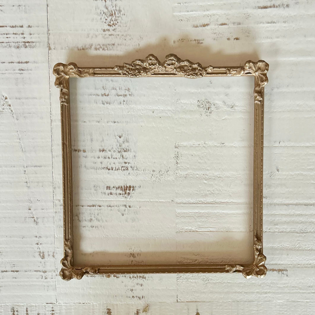 Vintage gilt ornate frame