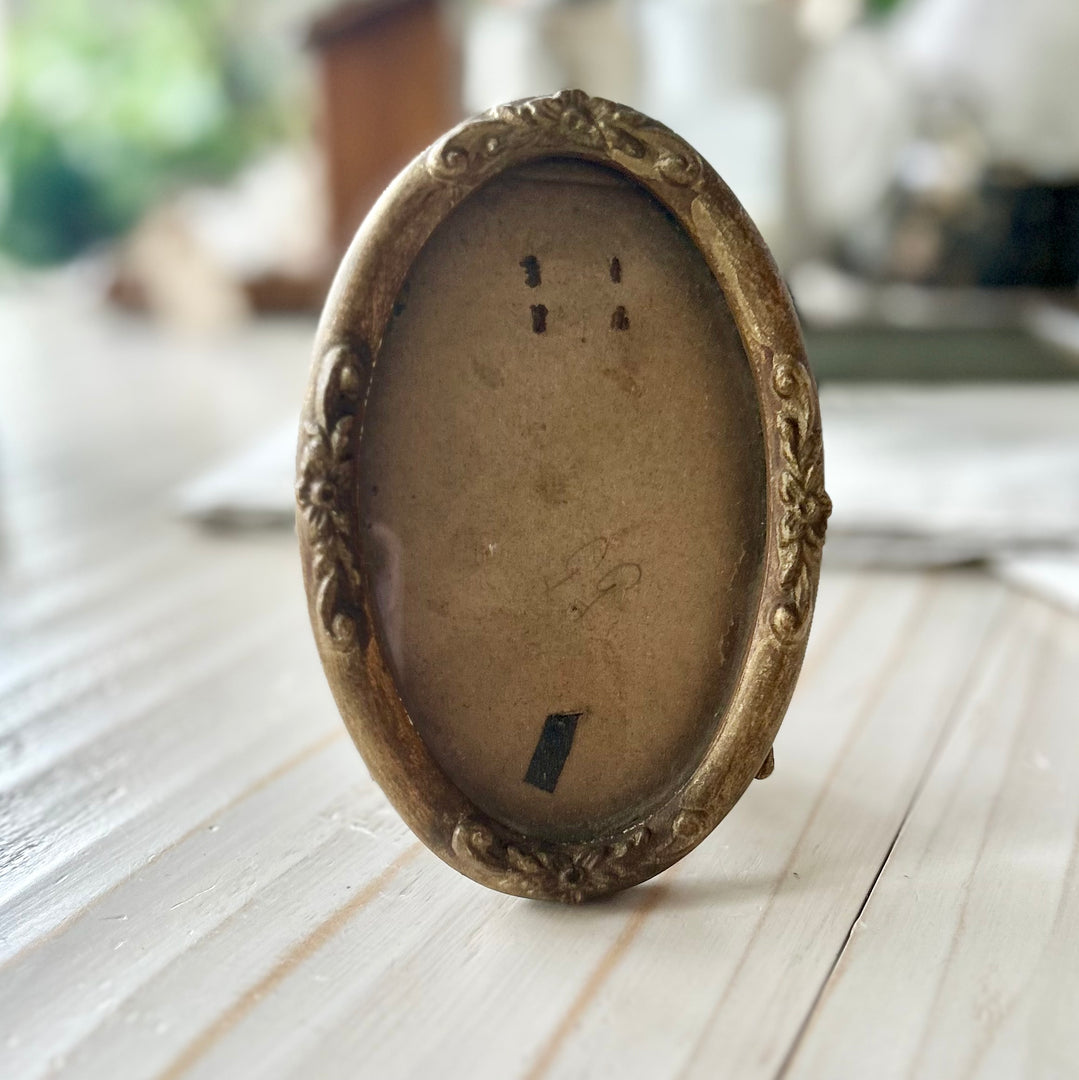 Antique gilt oval frame