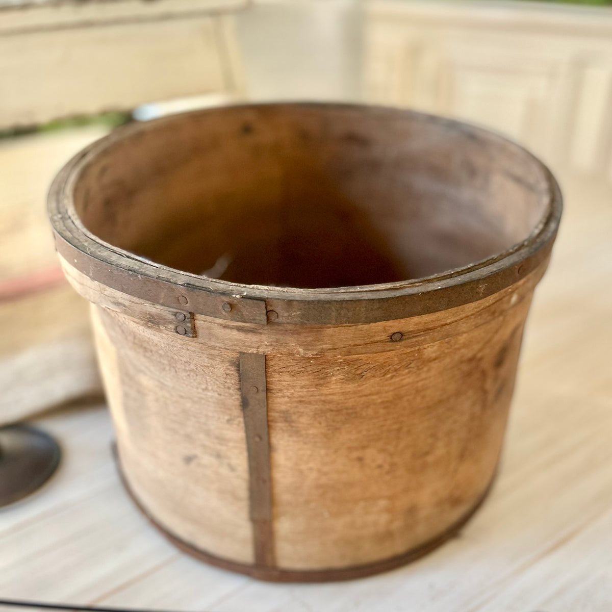 Antique wooden bucket, dating to the late 1800s / early 1900s