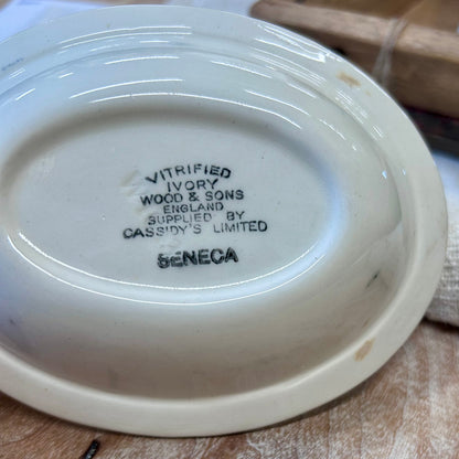 Vintage English Wood & Sons “Seneca” Soap Dish