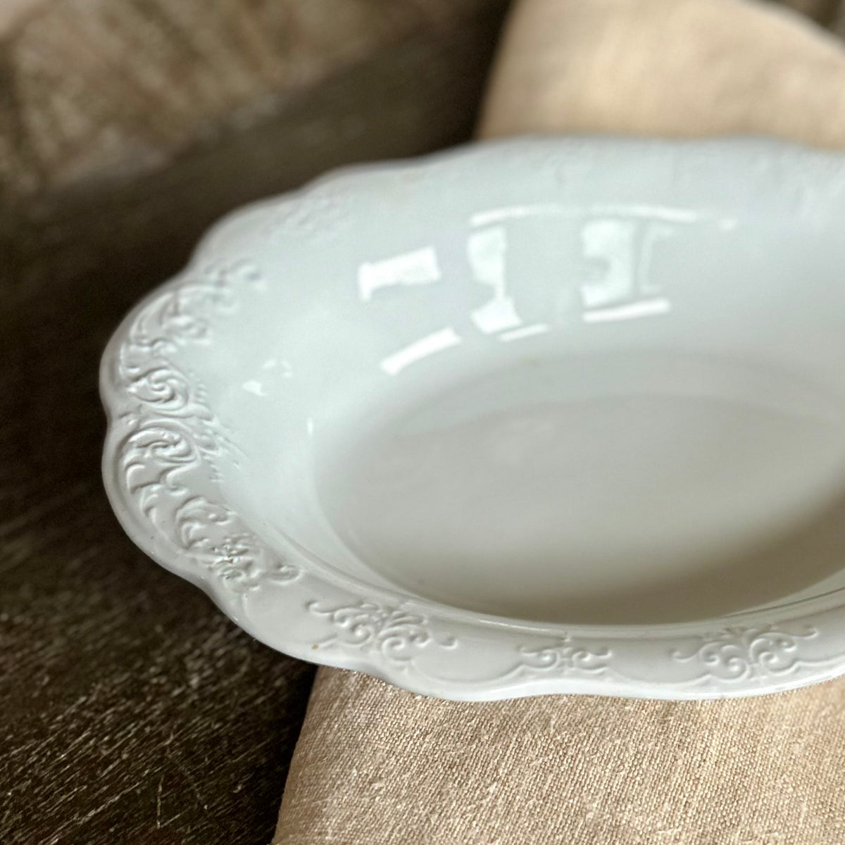 Antique Ironstone Serving Dish – J. & G. Meakin, England