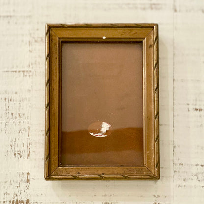 vintage gilt wood picture frame