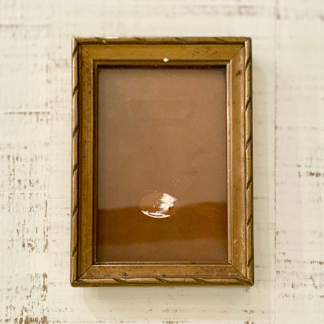 vintage gilt wood picture frame
