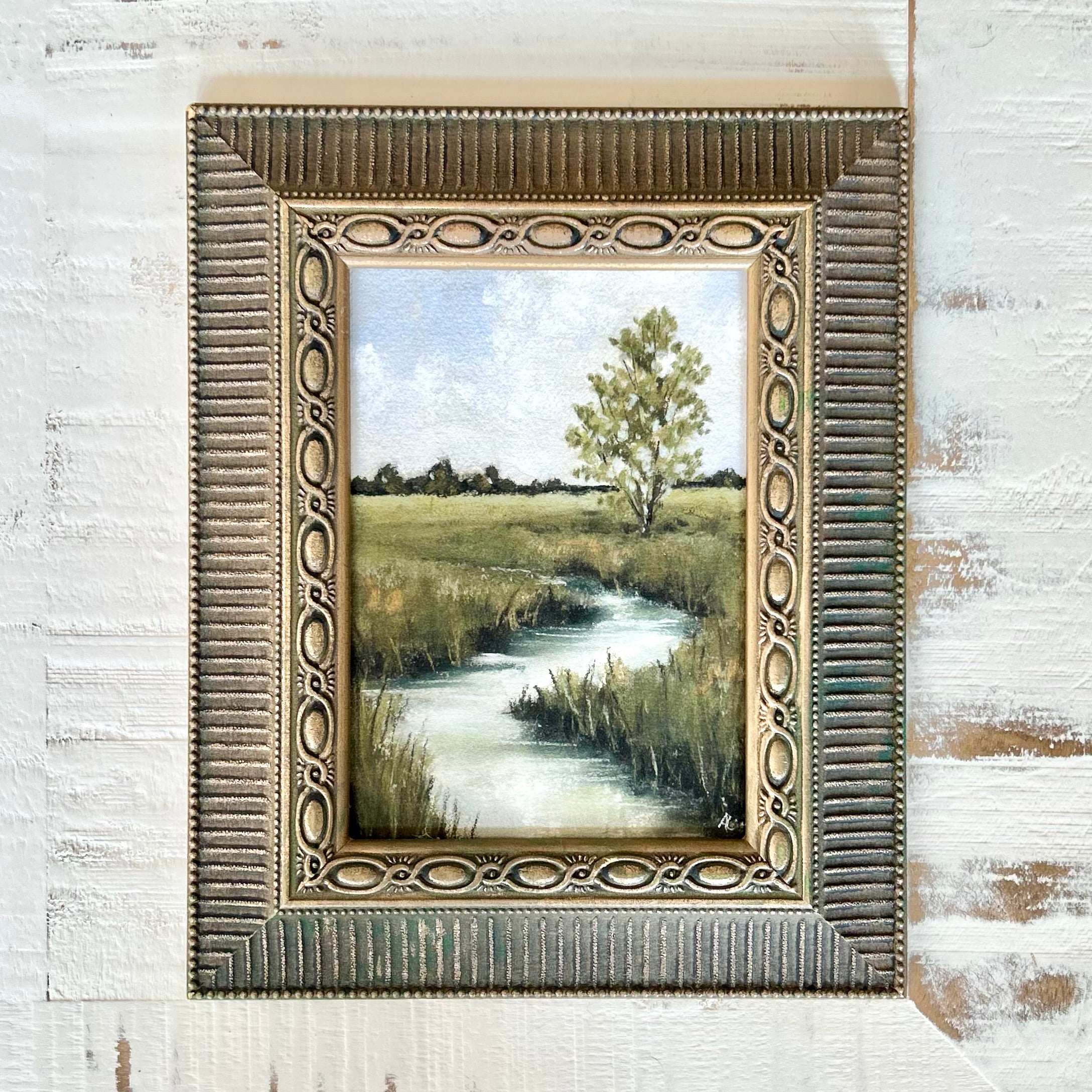 Quiet bend in french vintage frame