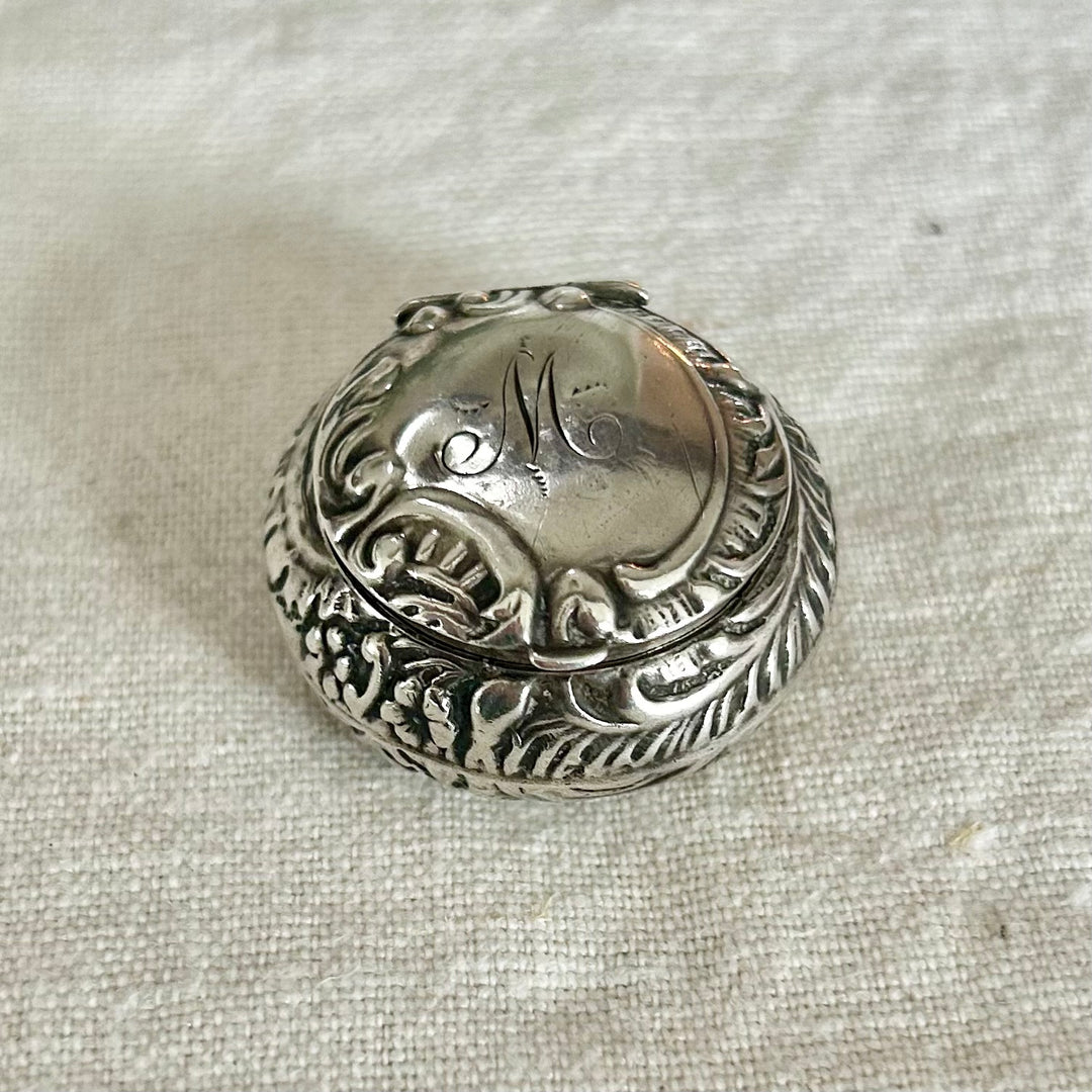 Victorian Sterling Silver Vinaigrette / Pill Box