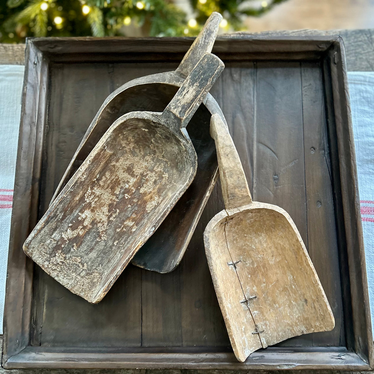 Warner Vintage scoop