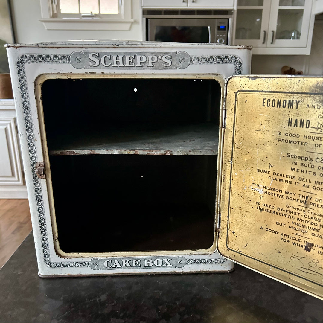 Schepp’s “Lotte and Dorothea” Cake Box, circa early 1900s