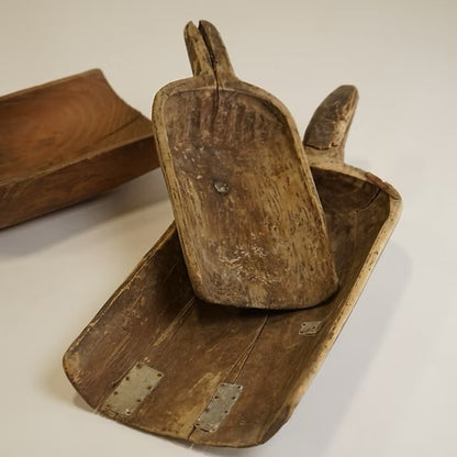 Warner Vintage scoop