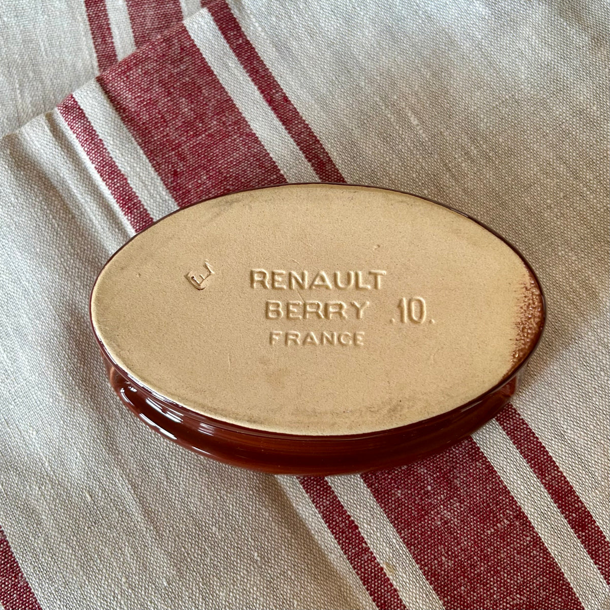 Vintage Renault Berry Stoneware Baking Dish