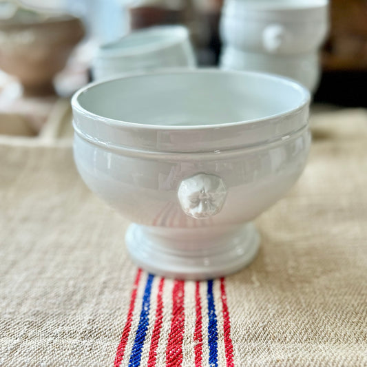 Pillivuyt French Porcelain Soupière
Mid to Late 20th Century | France