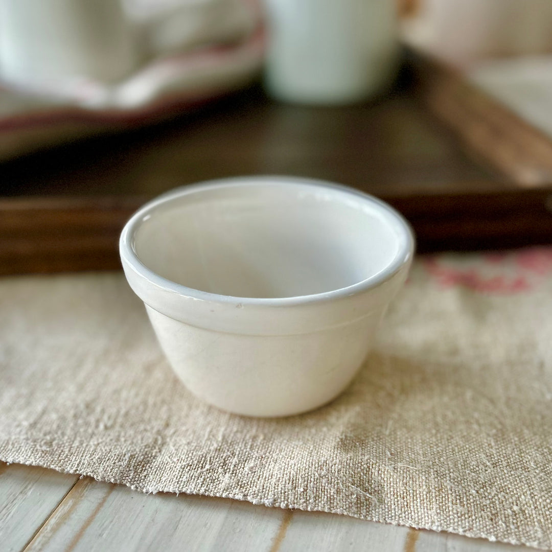 Petite Mason Cash Ironstone Bowl