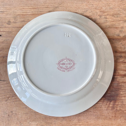 Antique French Faïence “Narcisses” Dinner Plate – Faïencerie d’Onnaing (11”)