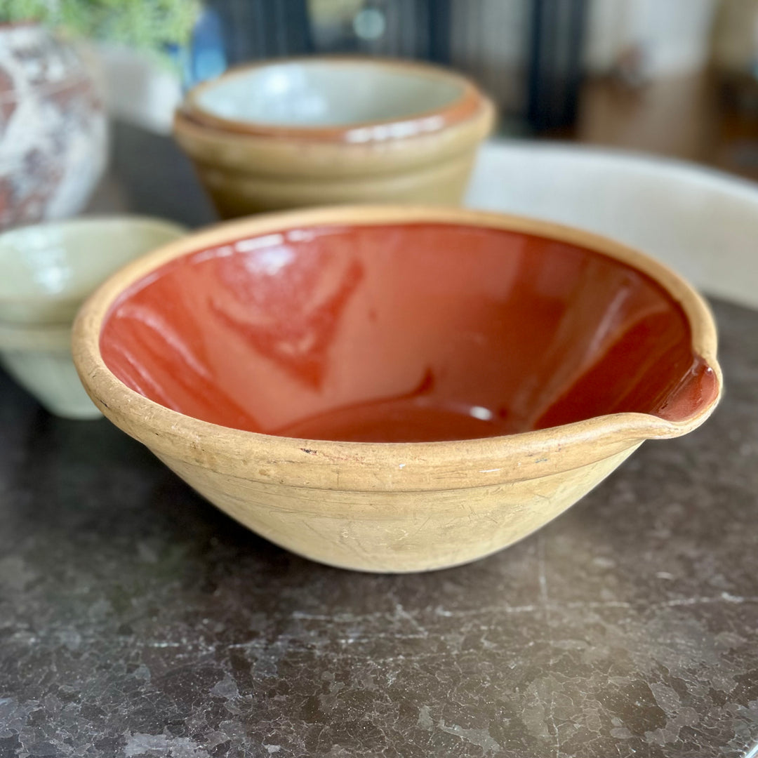 French Terracotta Dairy Bowl with Pouring Spout (5L)