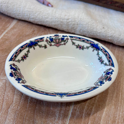 Vintage English Wood & Sons “Seneca” Soap Dish