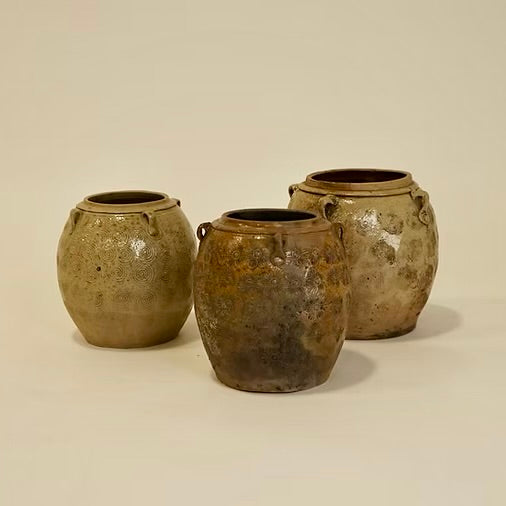 Rosie vintage pot