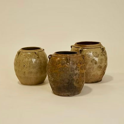 Rosie vintage pot