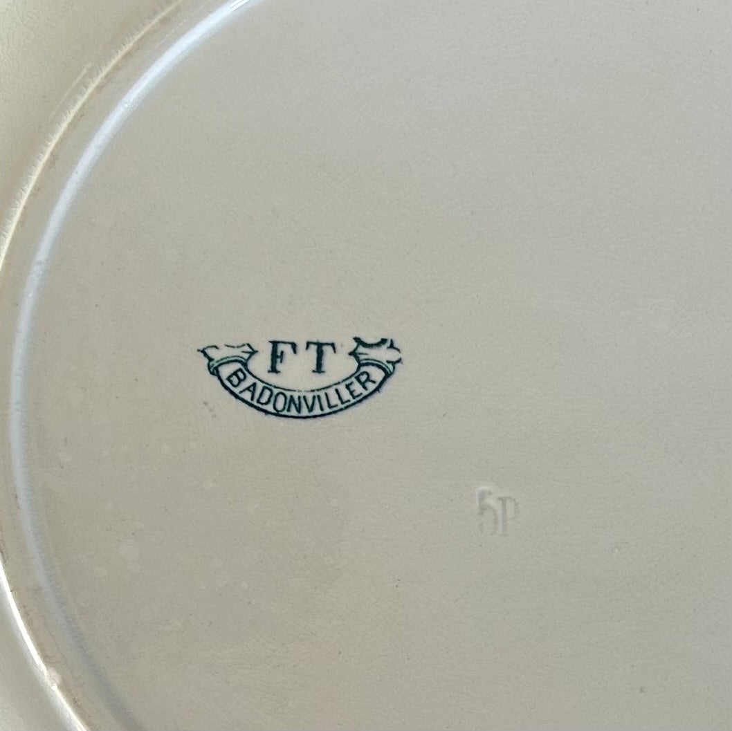 Vintage French Faïence Plate — Badonviller (11″)