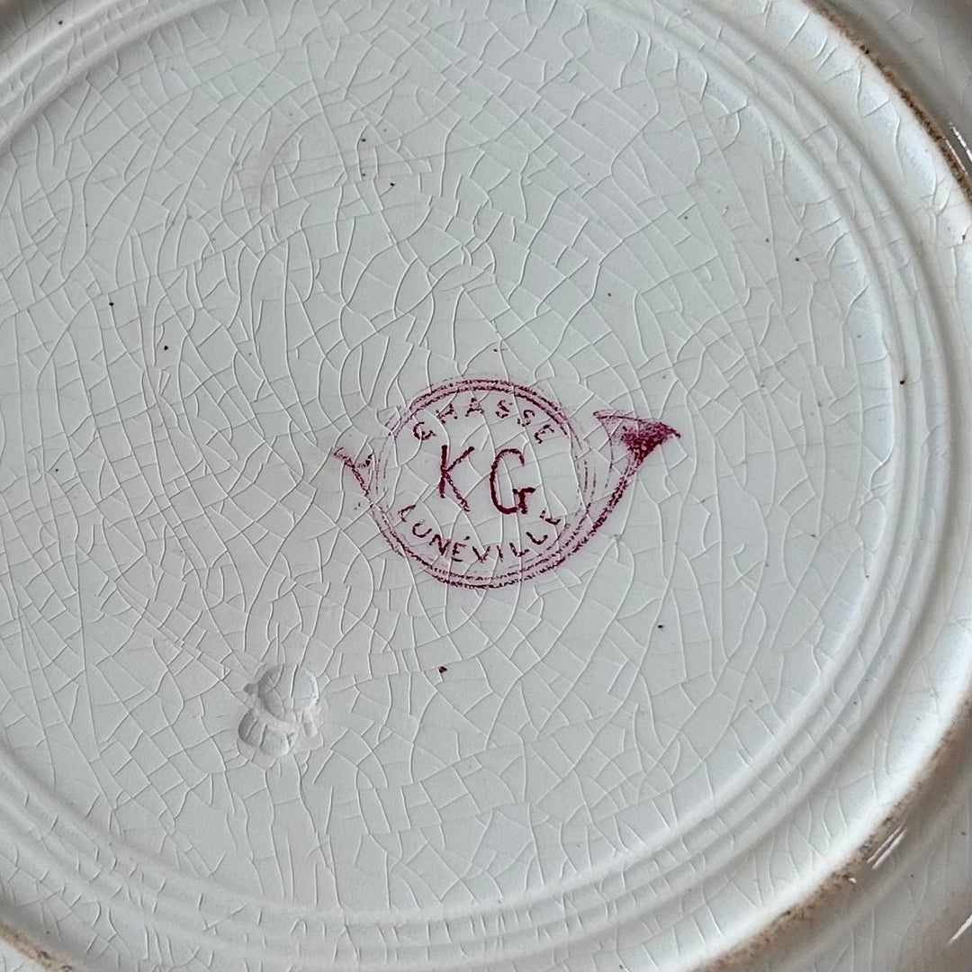 Antique French Lunéville “Chassé” Transferware Plate – Lion, Hare & Pheasant Motif in Deep Rose