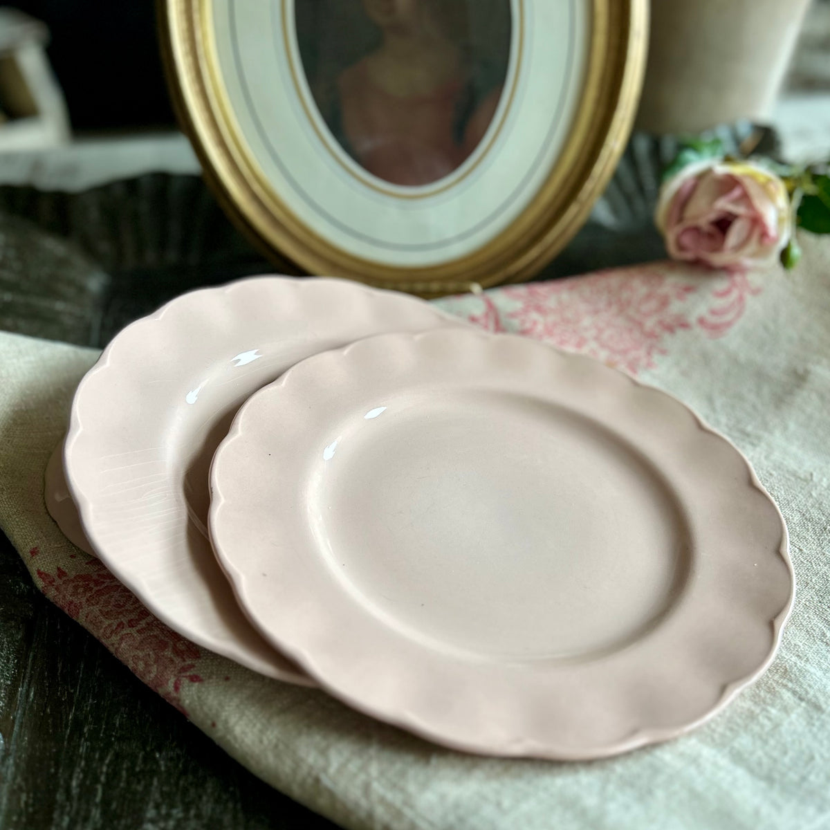 Grindley England “Petalware" Pink
Ironstone plates (Set of 3)
