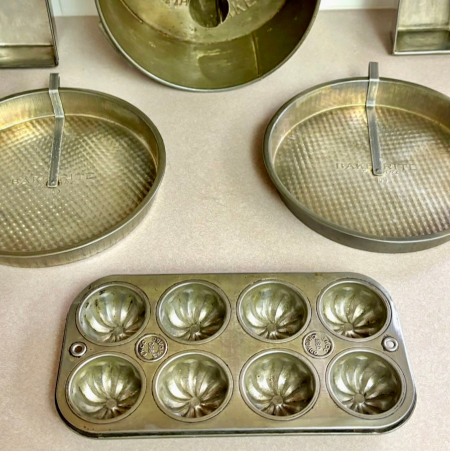 Vintage Bake king fluted muffin pan