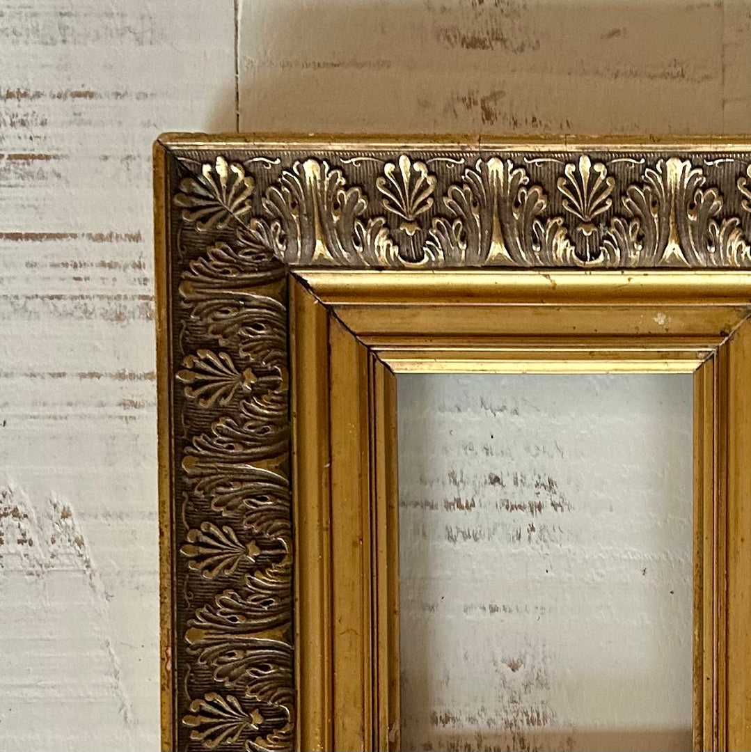 Vintage gilt acanthus frame