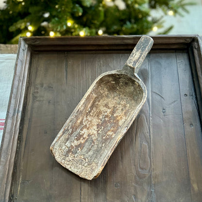 Warner Vintage scoop