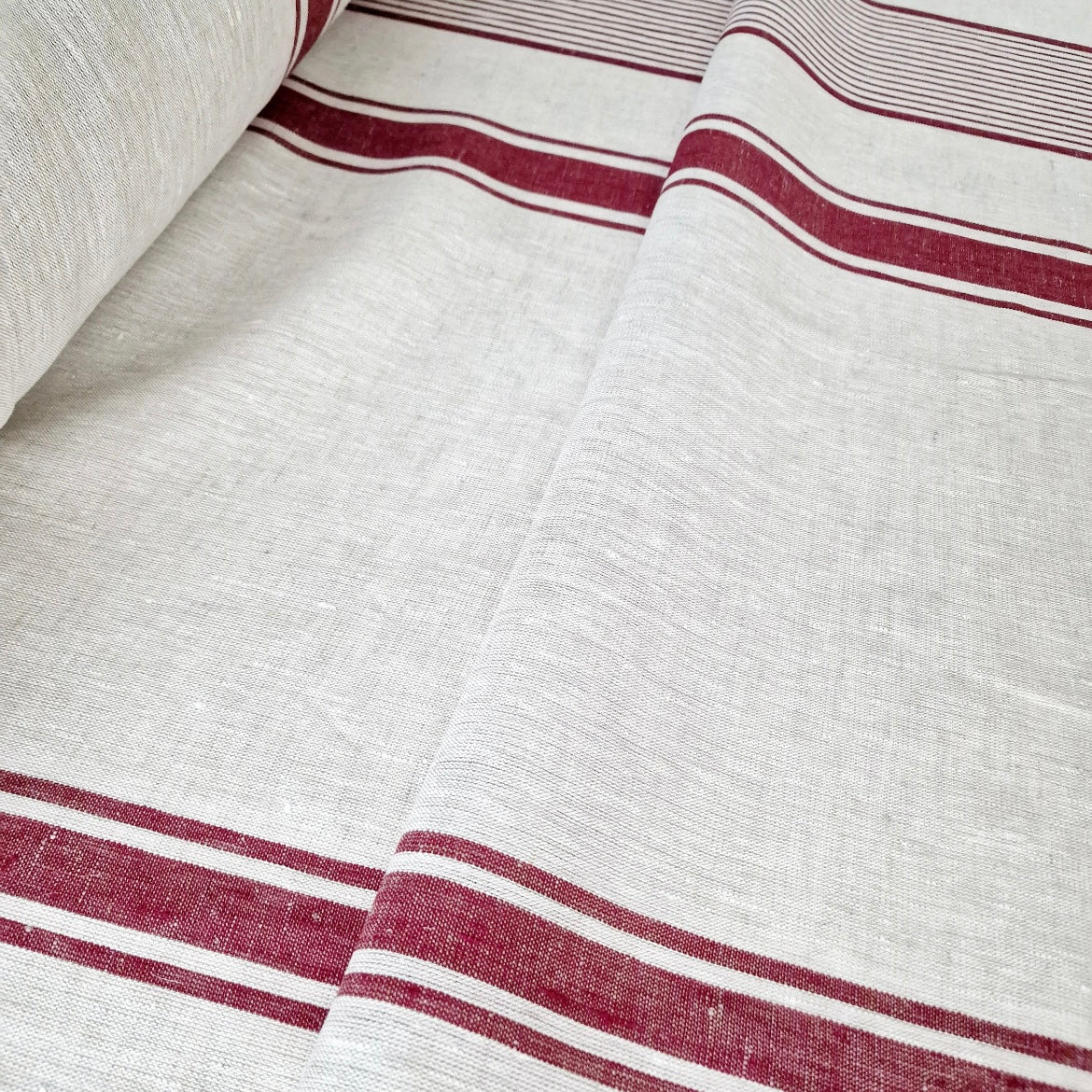 Heavy weight linen fabric - red stripes