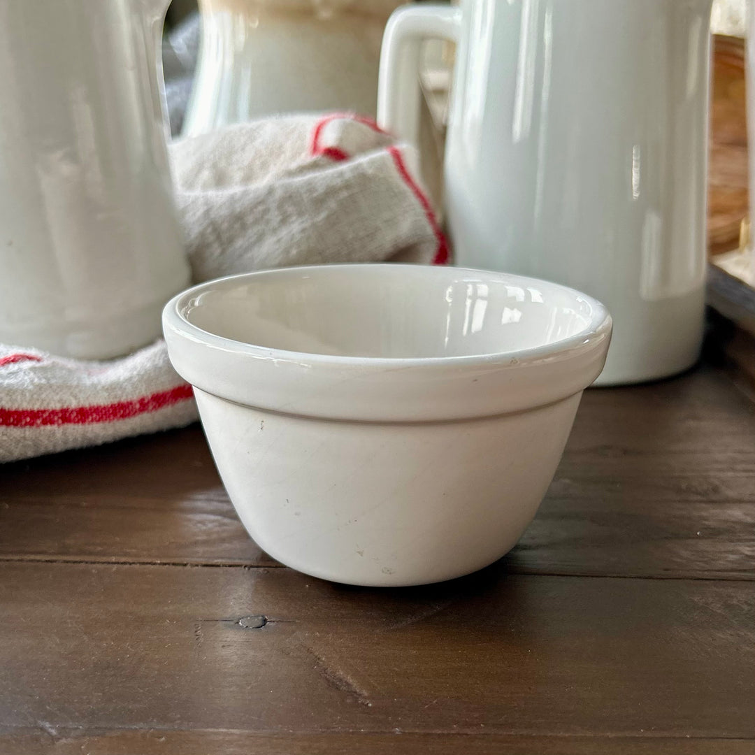 Petite Mason Cash Ironstone Bowl