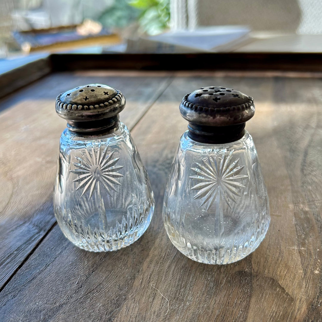 Vintage pressed glass salt & pepper