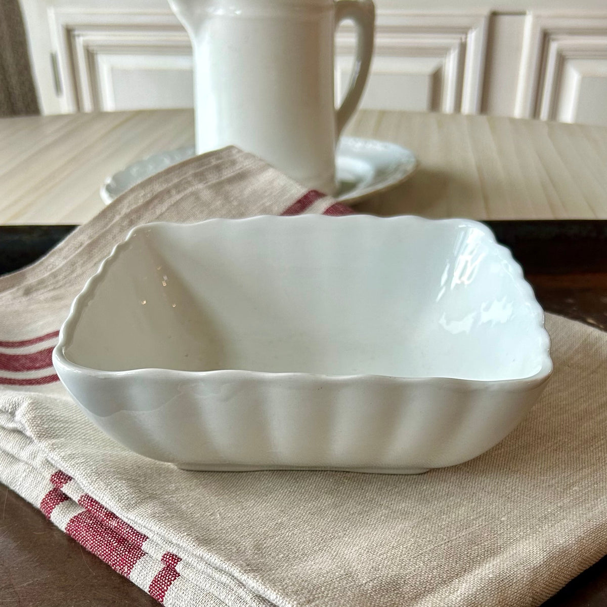 English Royal Ironstone Serving Dish – Alfred Meakin