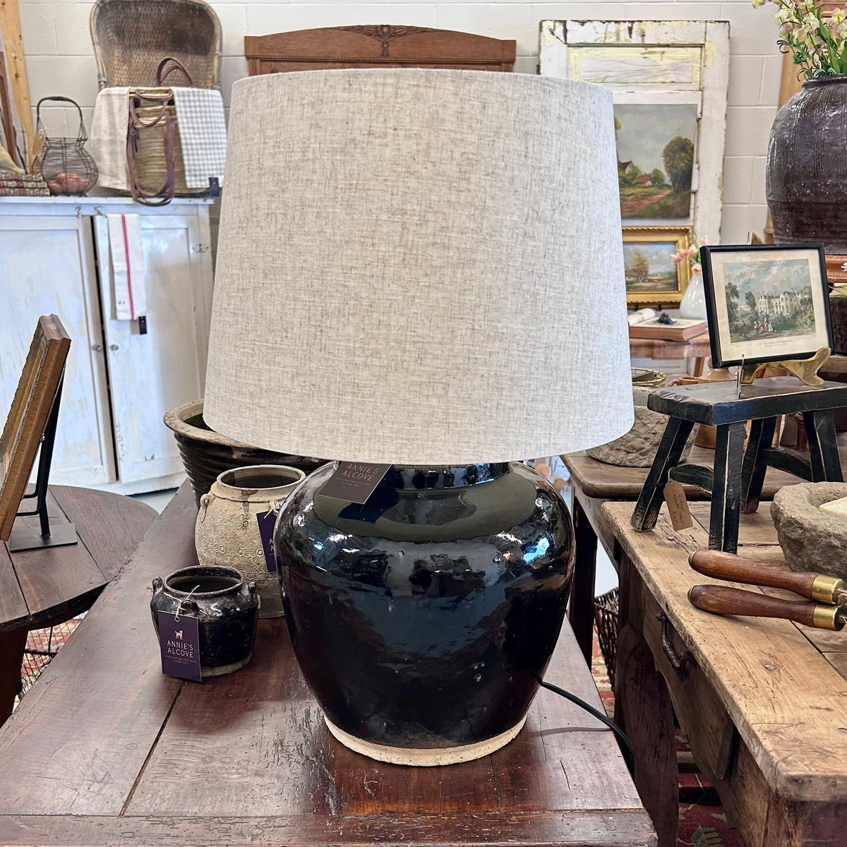 Leon Vintage Pot Lamp