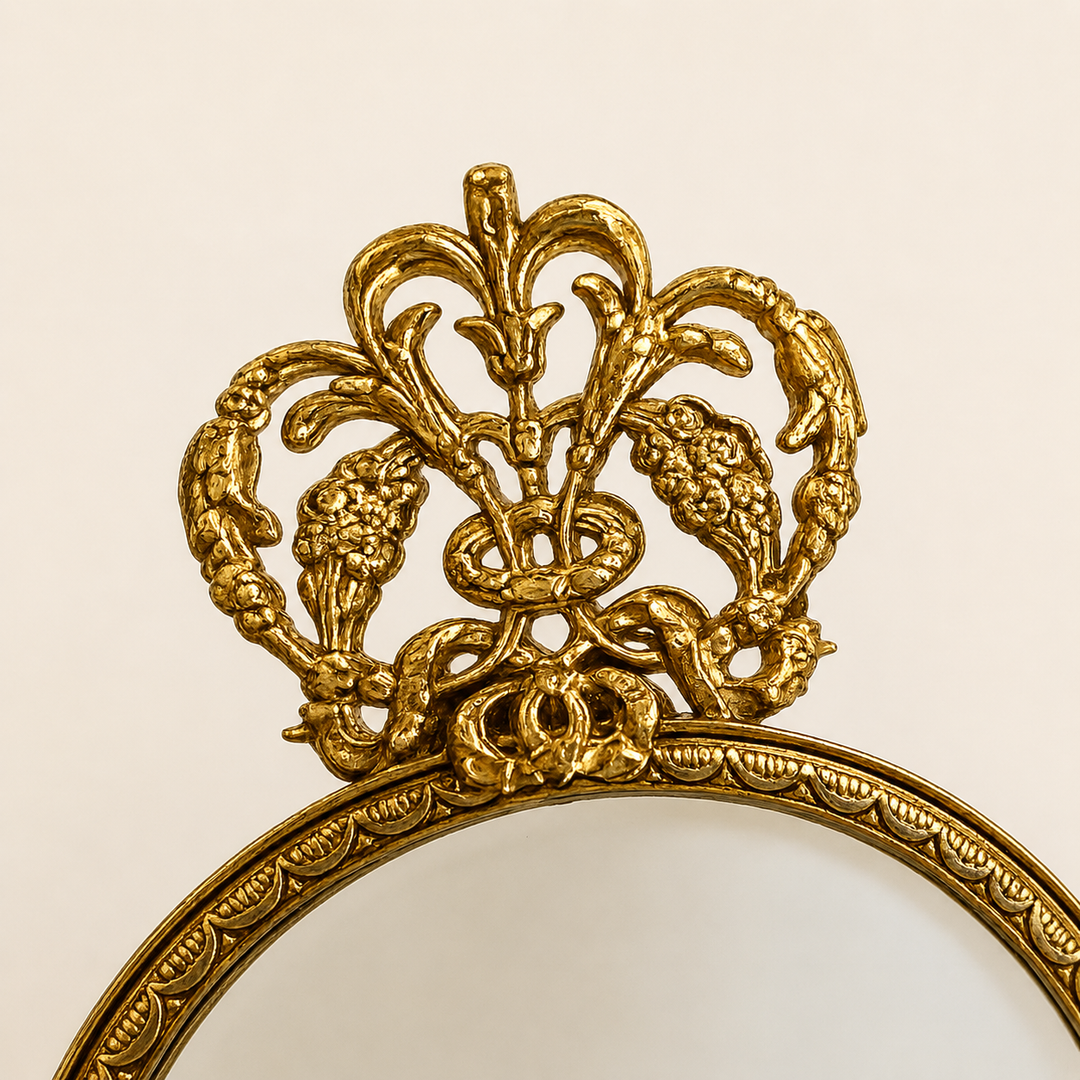 Vintage French Style Double-Sided Gilt Brass Vanity Mirror
Era: Circa 1920–1940