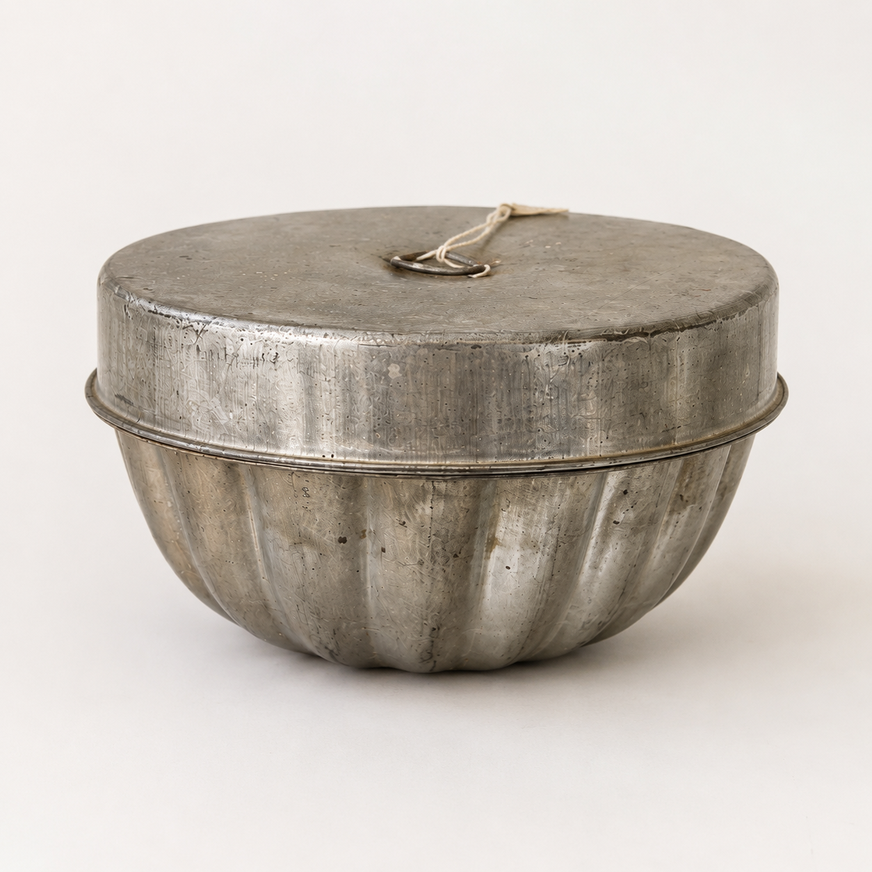 Vintage Fluted Metal Pudding Mould with Lid