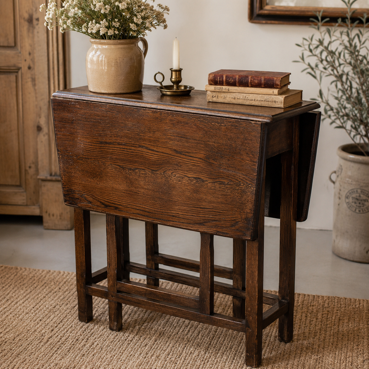 Antique English Oak Gateleg Table, c. 1900–1925