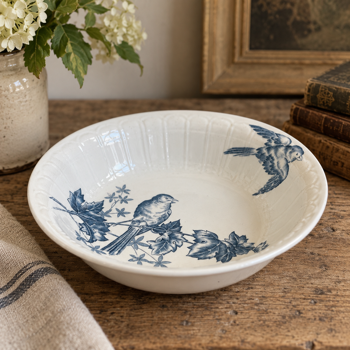 Vintage Belgian Boch Frères Bird Serving Bowl | c.1930–1950